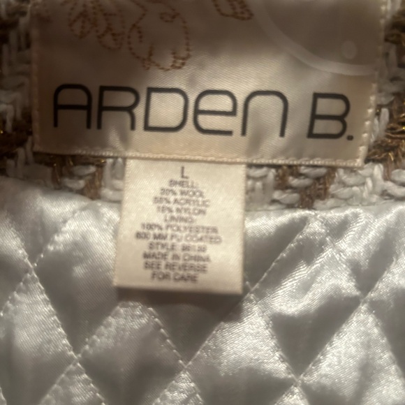 Ladies large dress winter coat. - Picture 4 of 4